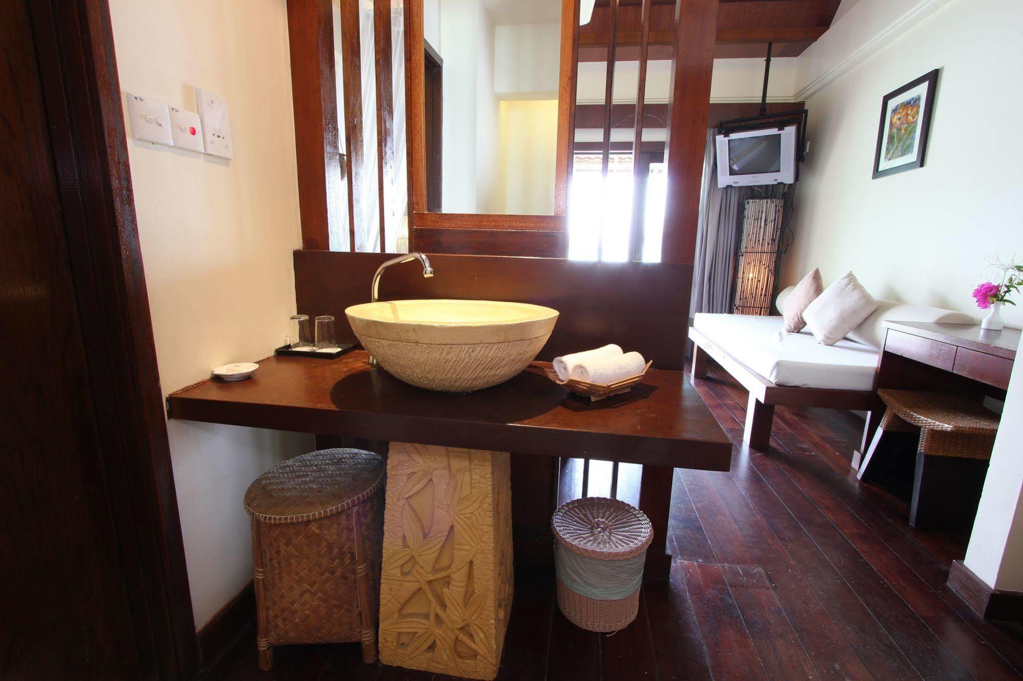 Gem Island Resort & Spa Pulau Gemia Exterior foto